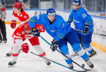 Сборная Казахстана по хоккею одержала разгромную победу на Универсиаде-2023