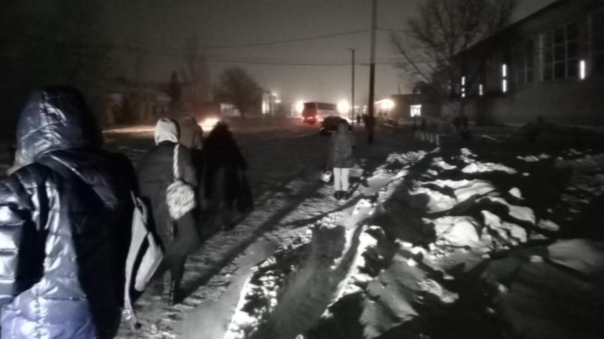22 человека эвакуировали спасатели на трассе Усть-Каменогорск – Алматы