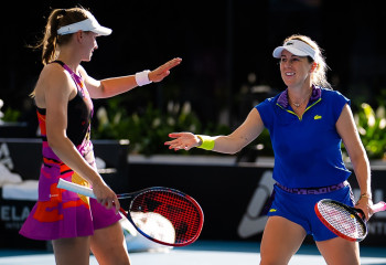 Рыбакина снова потерпела неудачу в парном разряде финала WTA