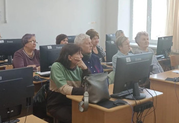 Егде жастағы 50-ден аса студент «Күміс университетте» білім алып жатыр