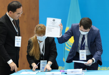 Подведены предварительные результаты голосования на выборах депутатов Сената