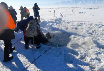 Тело утонувшего водителя нашли спасатели-водолазы на озере Алаколь