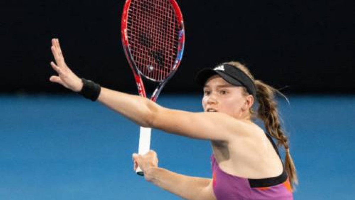 Elena Rybakina plays winning match at 2023 Australian Open