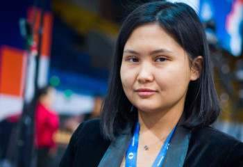Bibisara Assaubayeva returns to Kazakhstan after chess tournament in China