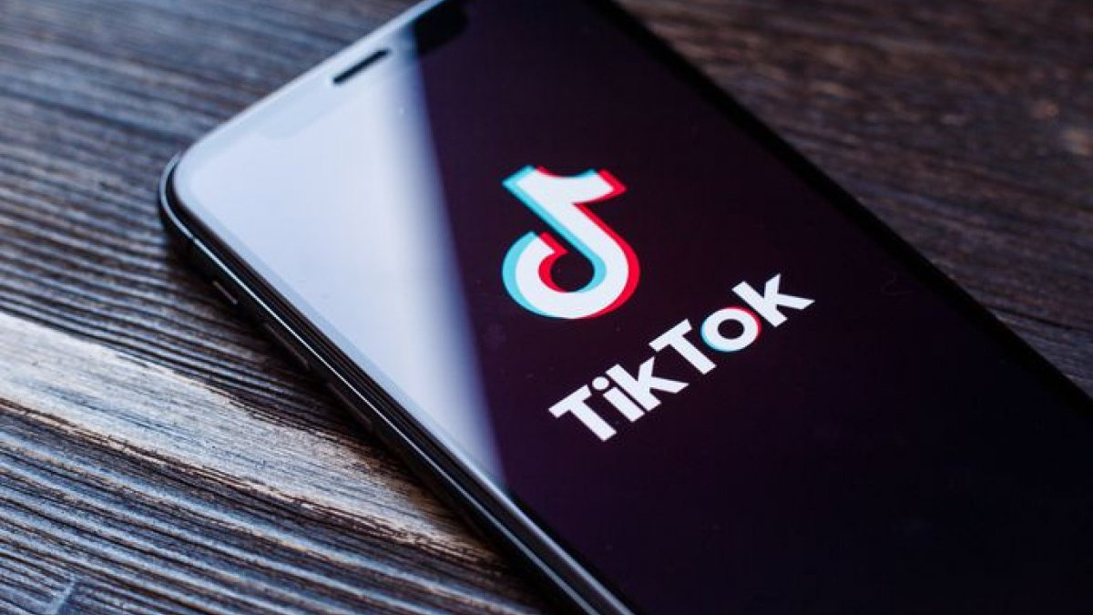 TikTok becomes available in Kazakh language