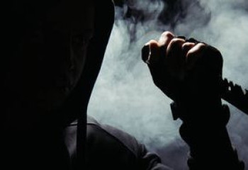 В Алматы пятеро ограбили горожанина на 2,5 млн тенге