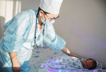 Ана мен бала денсаулығы жіті назарда (ФОТОРЕПОРТАЖ)