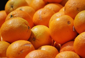 Цитрусовые ощутимо подорожали в Казахстане