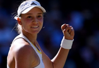 Елена Рыбакина сыграет с первой ракеткой мира