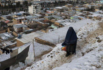 В Афганистане из-за похолодания погибло более 70 человек