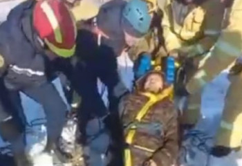 Спасатели вытащили мужчину из колодца в Астане