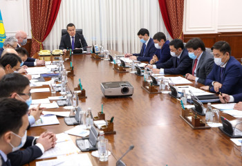 Kazakh PM hosts Economic Demonopolisation Commission meeting