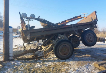 Двое мужчин на тракторе столкнулись с товарным поездом в области Жетісу