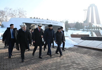 Маулен Ашимбаев находится с официальным визитом в Кыргызскую Республику