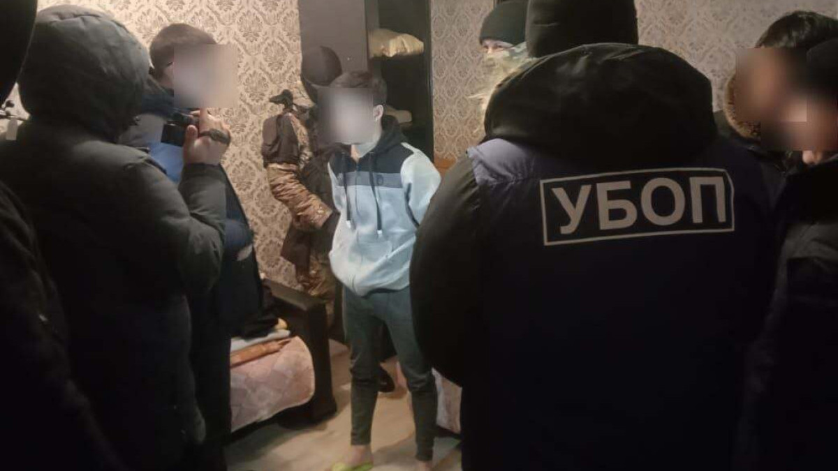 В Кокшетау задержана группа вымогателей