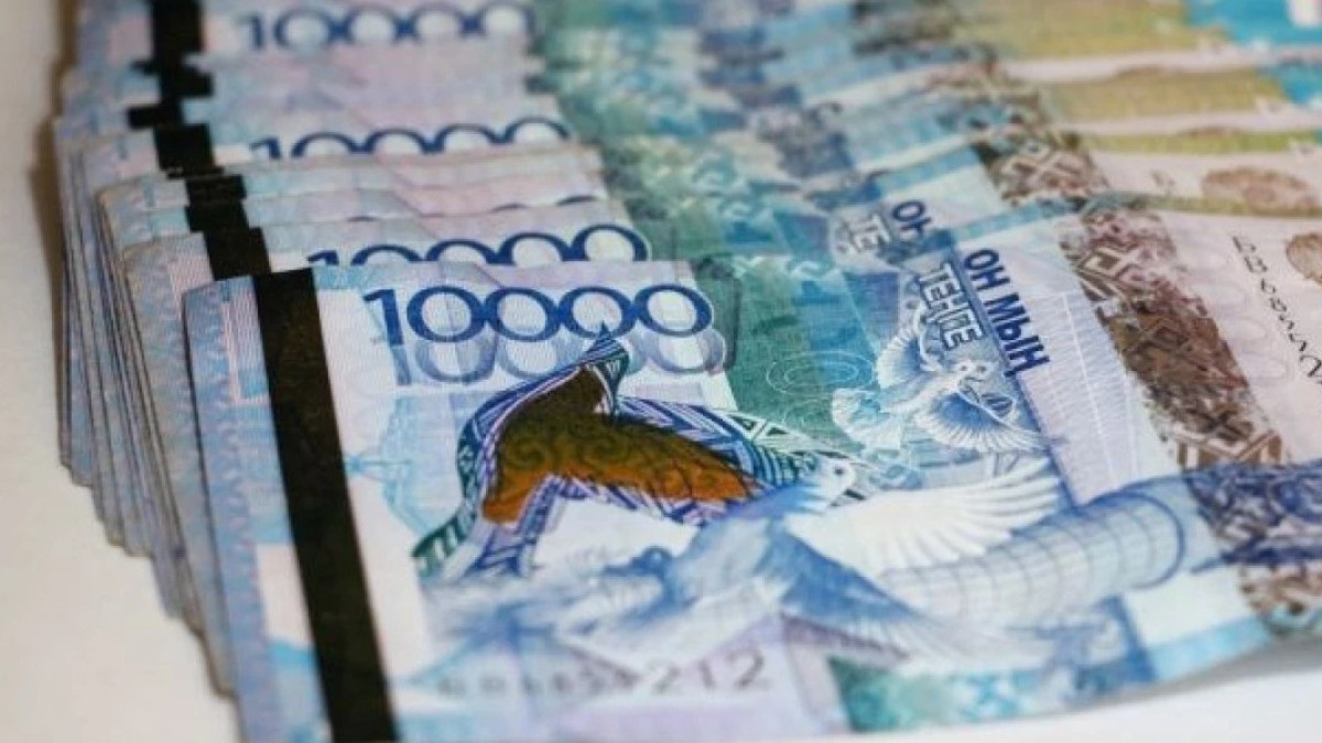 В Степногорске директор отделения банка и кассир похитили 255 млн тенге