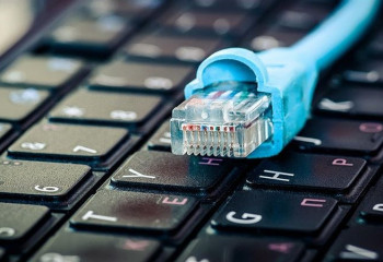 Жеңіс Қасымбек Астанадағы интернет сапасын қалай жақсартатынын айтты