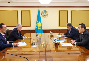 Kazakh PM holds meeting with Head of Sakha Republic