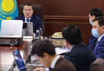 Implementation of joint projects with international banks discussed in Government