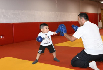 «Қазақстан халқына» қоры жабдықтаған спорт залдарына 2 мыңға тарта бала тегін қатысуда