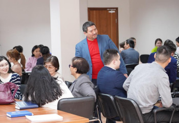 Психолога для сотрудников пригласили в Министерство индустрии