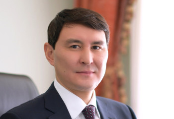 Minister of Finance meets with regional head of Societe Generale Bank for Central Asia and Transcaucasia