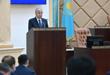 Страна нуждается в верховенстве закона и гражданском порядке - Президент