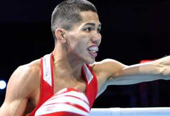 Казахстанский боксер выиграл «золото» на Чемпионате Азии