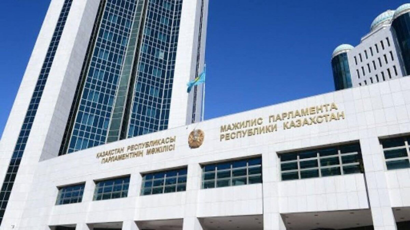  parlam.kz 