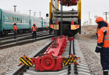 В течение трех лет планируется построить около 1,3 тысячи км железнодорожных путей в РК