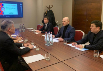 Ұлттық экономика министрі Мажарстанда қазақстандық студенттермен кездесті