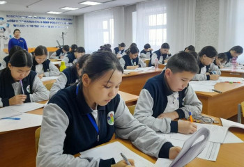 В более 500 казахстанских школах заработает профориентационный проект «Болашаққа сеніммен»