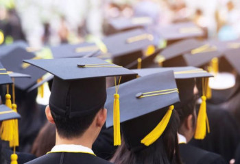 «Болашақ» түлектерінің еңбекпен өтеу мерзімі бір жылға қысқарады