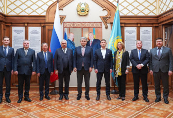 Посол Казахстана в России встретился с руководителями ведущих вузов РФ