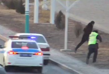 Пьяный водитель BMW устроил погоню с полицией в Кызылорде