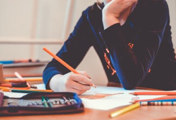 Художественно-эстетические кружки чаще выбирают школьники в Казахстане