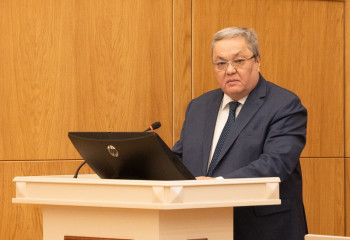 25 иностранных наблюдателей аккредитуются в ЦИК для участия в предстоящих выборах