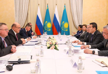 Kazakh, Russian PMs discuss cooperation between countries