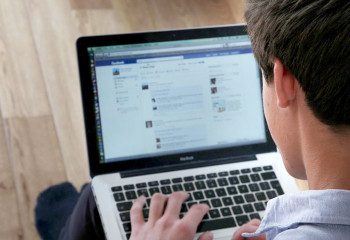 Мошенник выводил деньги через девушек, с которыми знакомился в соцсетях