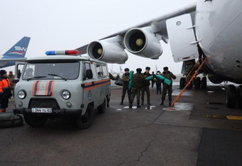 Казахстанские спасатели вылетели в Турцию