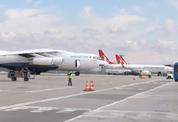 Самолет с казахстанскими спасателями приземлился в Газиантепе