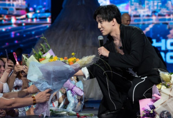 Димаш Кудайберген направит деньги с концертов на помощь пострадавшим в Турции и Сирии