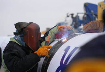 Новый магистральный газопровод начали строить в Мангистауской области