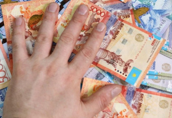 Более 1 млрд тенге из бюджета похитили в Акмолинской области