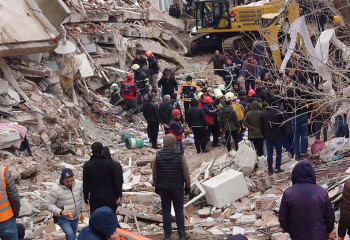 Казахская диаспора в Турции направляет помощь пострадавшим