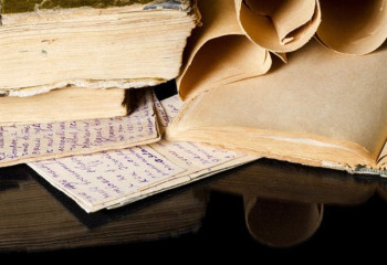 7000 исторических документов вернули в Казахстан