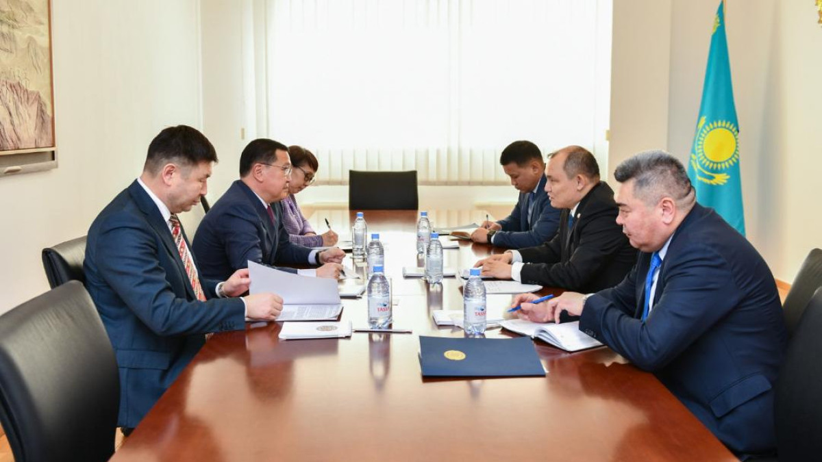 Kazakhstan and Mongolia discuss prospects for cooperation