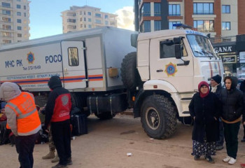 На данный момент спасателями МЧС Казахстана спасено 7 человек в Турции