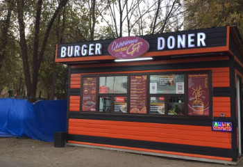 Алматыда заңсыз дүңгіршектер сүріледі