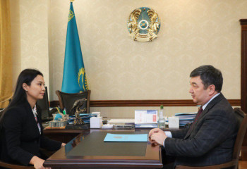Дархан Қыдырәлі «Қазпошта» басқарма төрағасымен кездесті